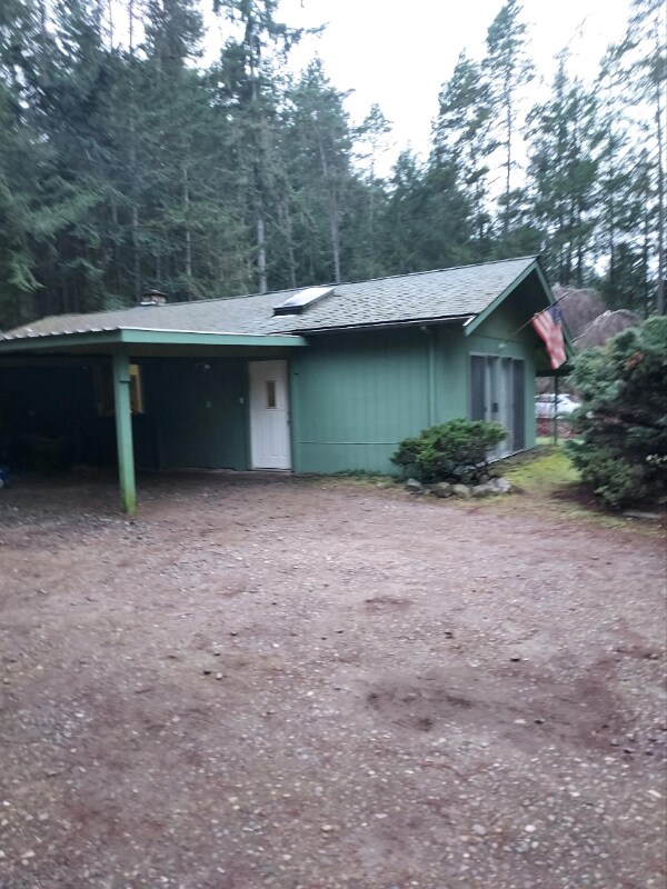 Building Photo - 5019 Kerry Ln SE
