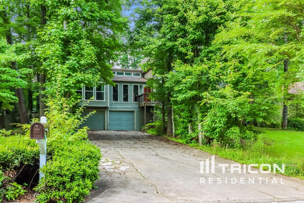 Primary Photo - 3720 Pine Brook Dr