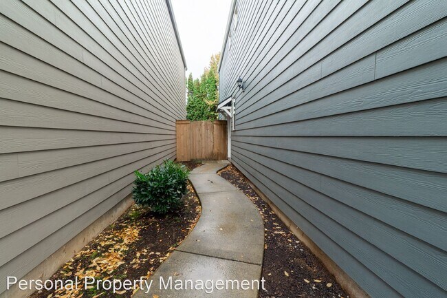 Foto del edificio - 3 br, 2.5 bath House - 2706 NE 130th Ct