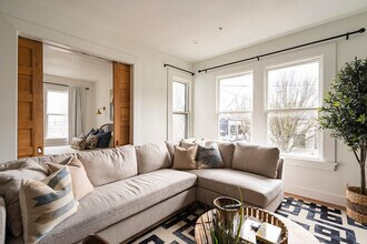 Building Photo - 1603 NW 23rd Ave