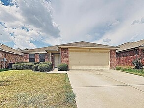 Building Photo - 5117 Meridian Ln