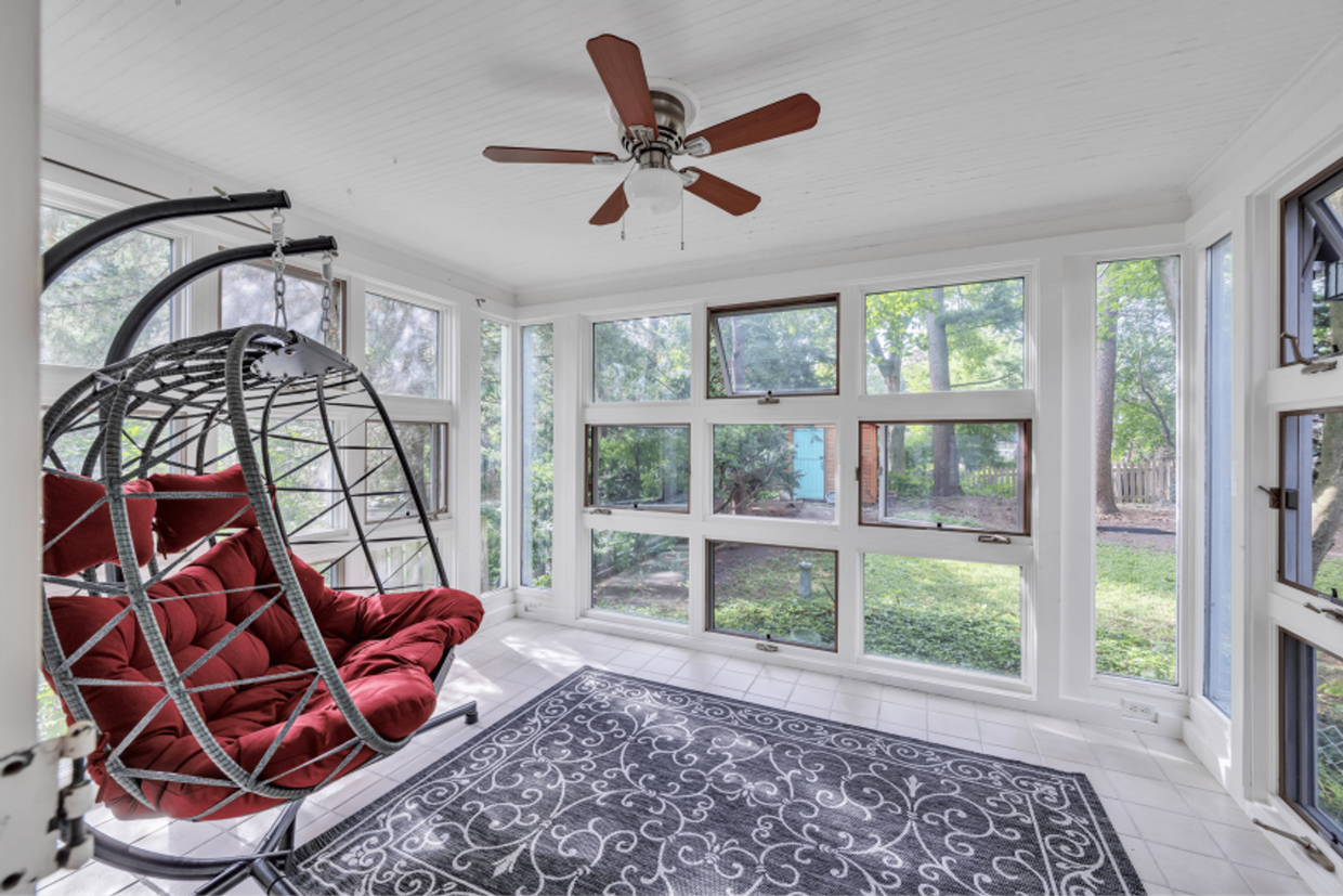 Primary Photo - Charming 2 Bed 2 Bath House in the Heart o...