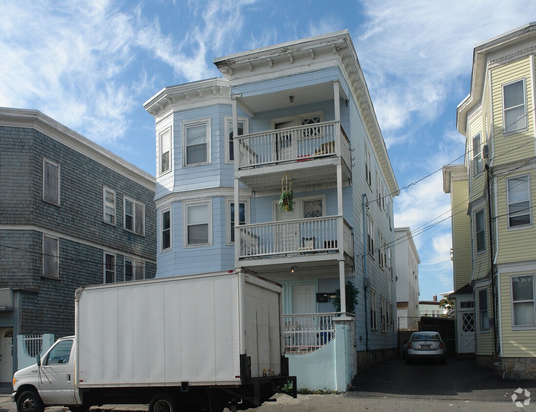 Building Photo - 276-278 Lawrence St
