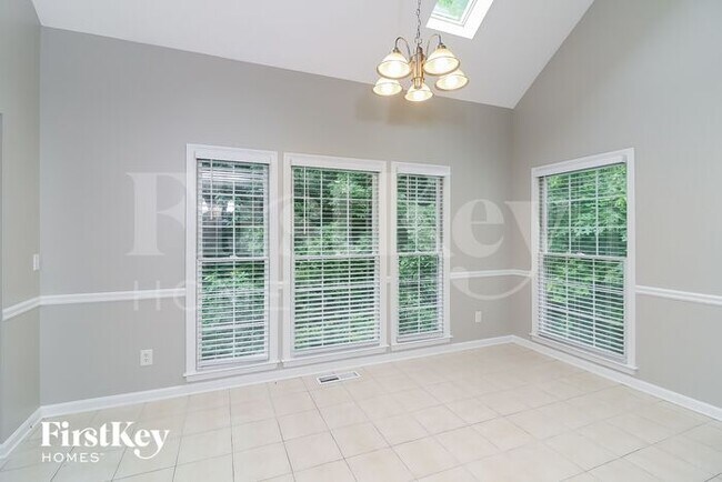 Foto del edificio - 1368 Velvet Creek Ct SW
