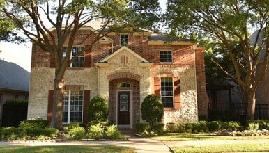 Building Photo - 5447 Wendover Dr