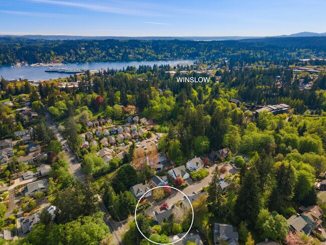 Foto del edificio - 756 NE Brookcliff Ln