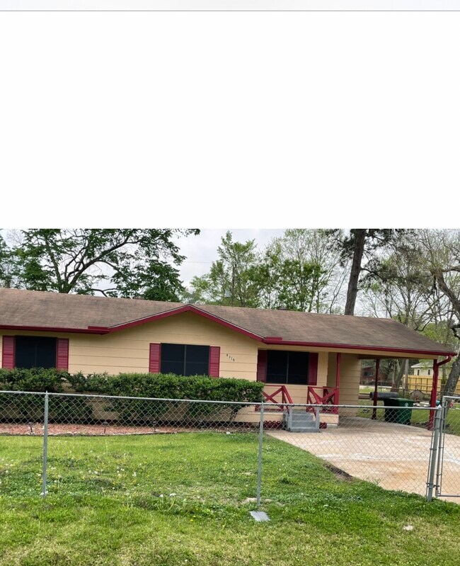 Building Photo - 8318 Nyssa St