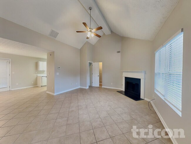 Foto del edificio - 1219 Catalina Pkwy