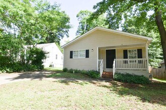 Building Photo - 3154 Alston Dr