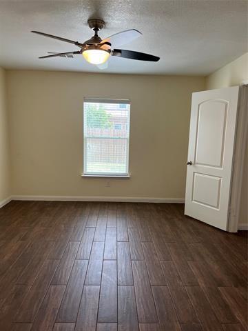 Building Photo - 1331 Tamarack Dr