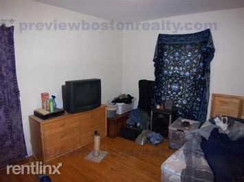 Building Photo - 335 Faneuil St