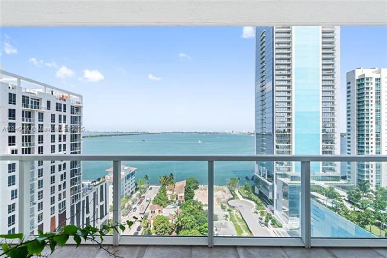 Photo - 600 NE 27th St unit 1803 (A11846136)