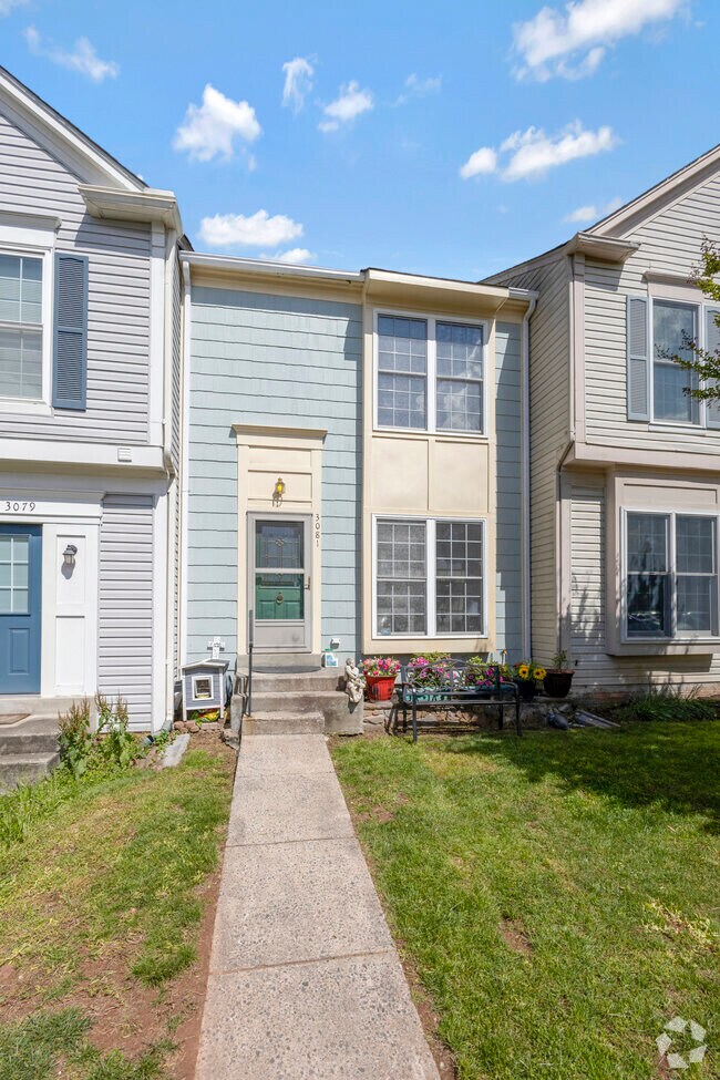 Highland Mews Apartments under 600 Herndon, VA 3 Rentals