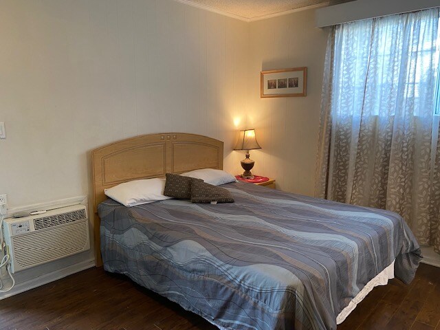Foto del edificio - 15340 Hart St