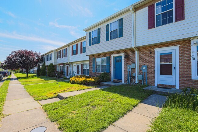 Foto del edificio - 70 Chelmsford Ct