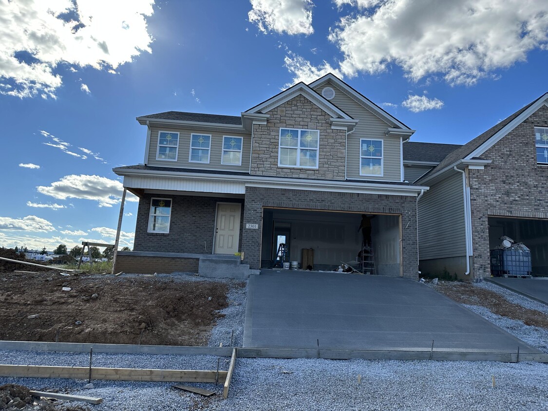 2301 Stephen Foster Dr, Lexington, KY 40517 House Rental in Lexington