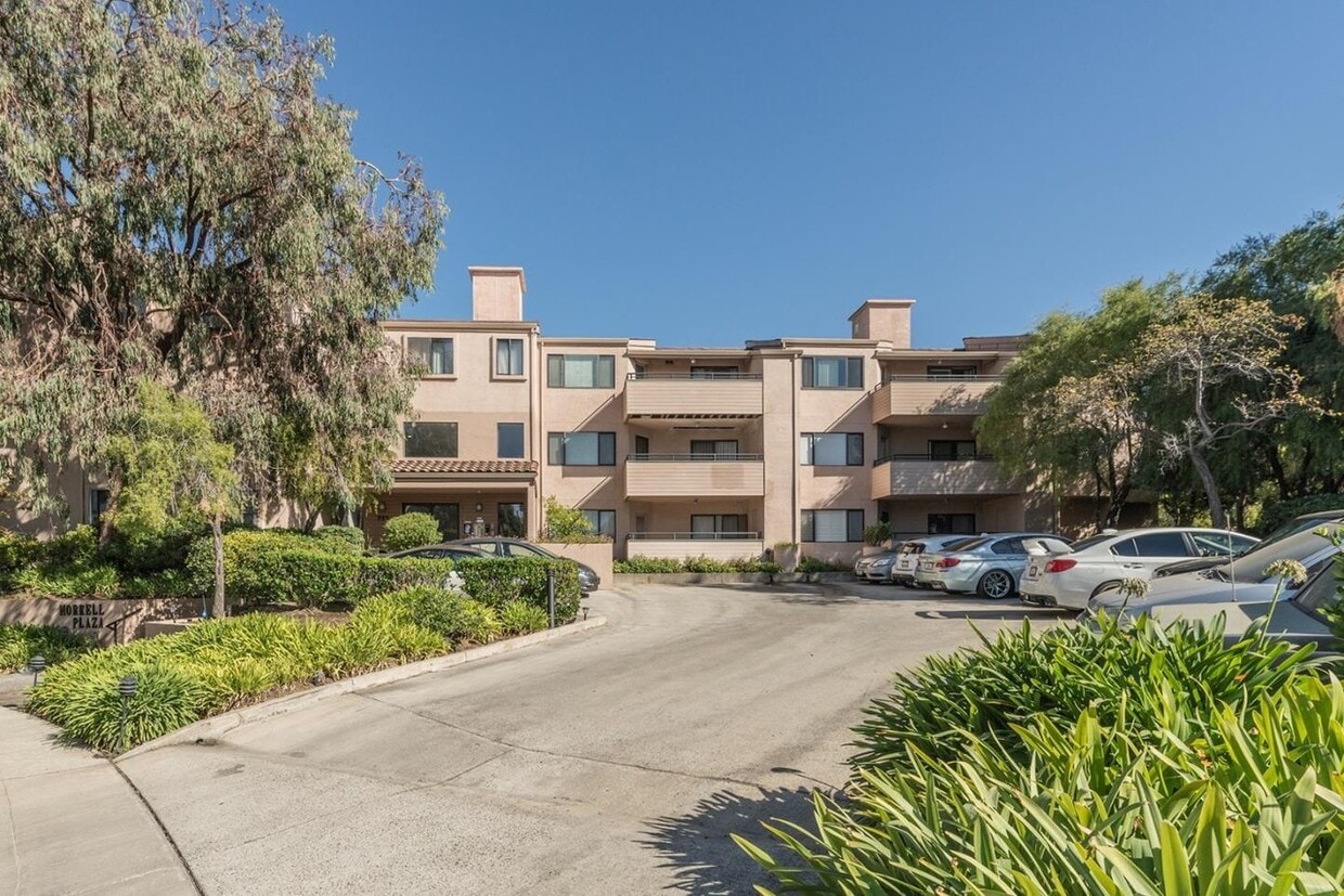 777 Morrell Ave Unit 105, Burlingame, CA 94010 Condo for Rent in