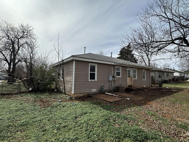 Photo - 4221 SE 46th St House