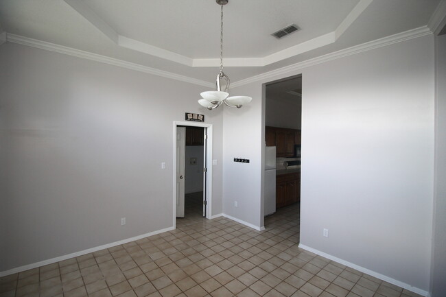 Foto del edificio - 2300 Northglen Dr