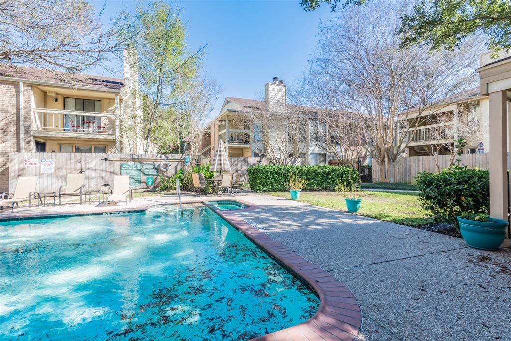 Foto principal - 1881 Bering Dr