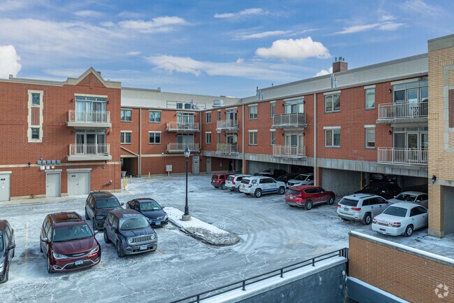 Imagen alternativa - 310 S Main St