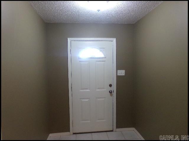 Building Photo - 1706 Kensington Dr