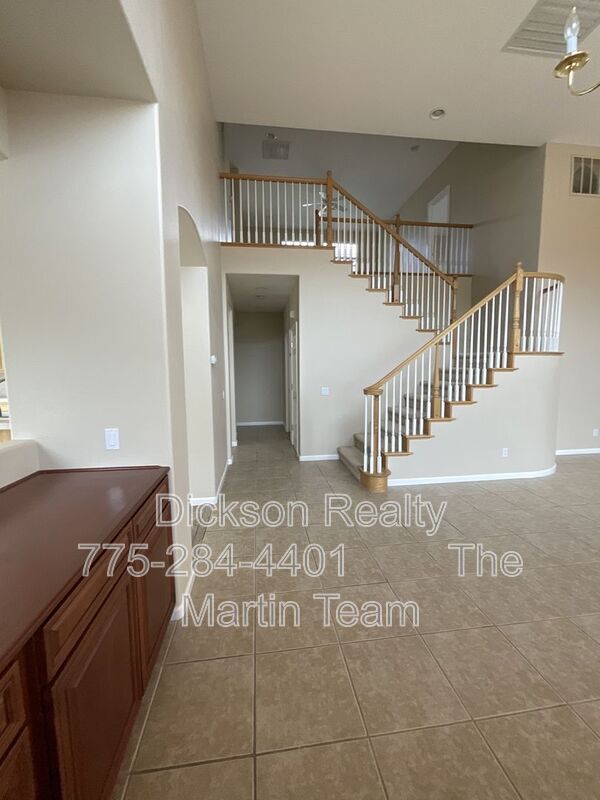 Foto del edificio - 2847 Falcon Ridge Dr