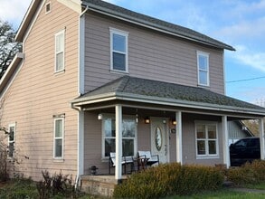 Building Photo - 208 N 15th St