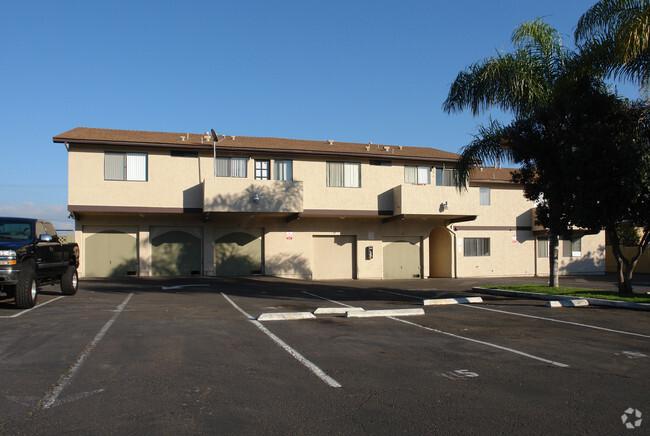Building Photo - Averil Villas