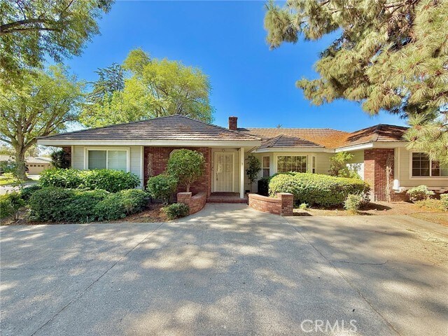Primary Photo - 301 Monte Vista Rd