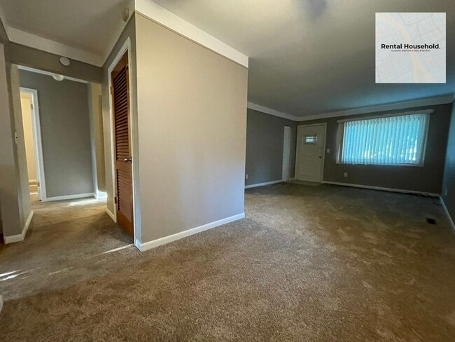 Building Photo - Adorable 3 Bedroom Ranch-Dearborn Heights!!!