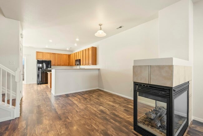 Building Photo - 2569 Shannara Grove