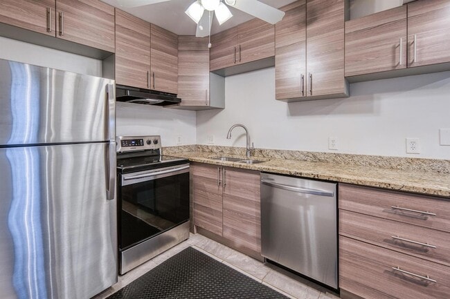 Building Photo - 809 N Federal Hwy