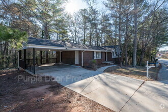 Building Photo - 465 N Hairston Rd
