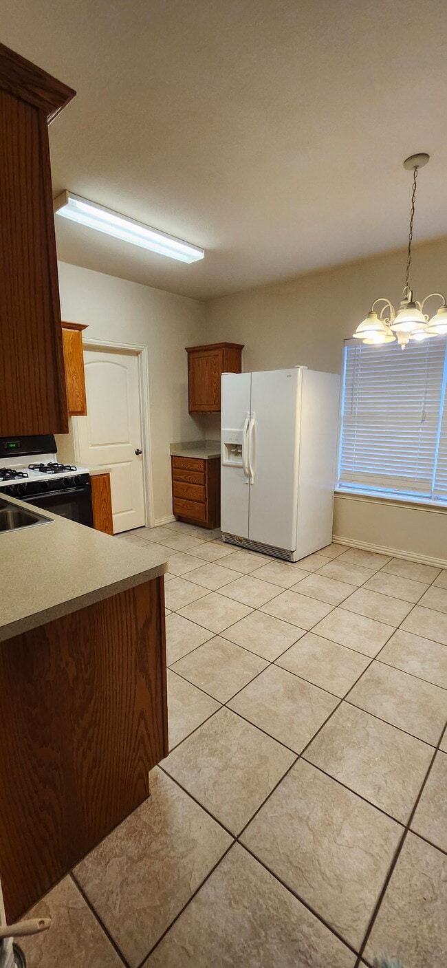 Foto del edificio - 215 N Prairie St