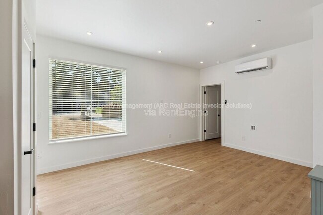 Foto del edificio - 1624 NW 17th St