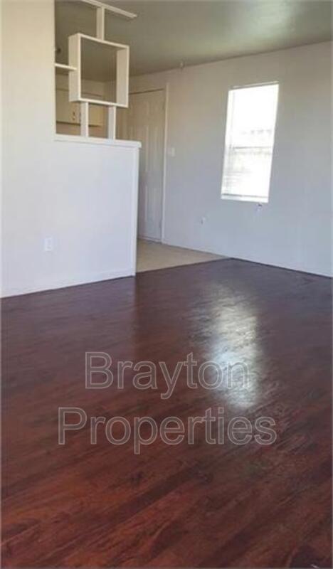Building Photo - 130 SE 51st St
