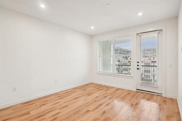 Building Photo - 2016 S Ervay St