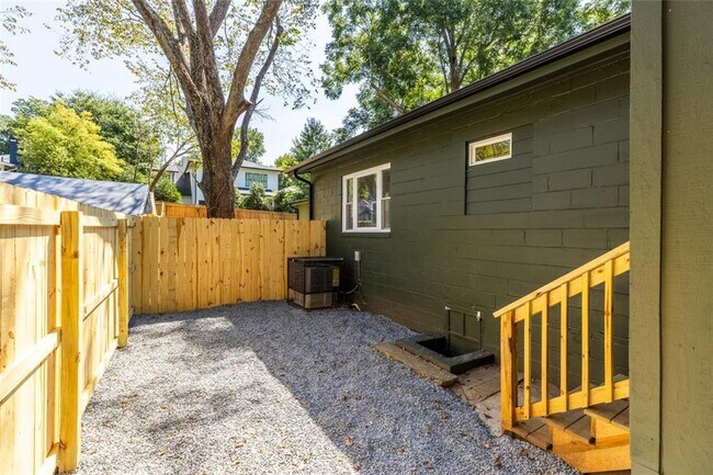 Foto del edificio - 148 Bixby Terrace SE