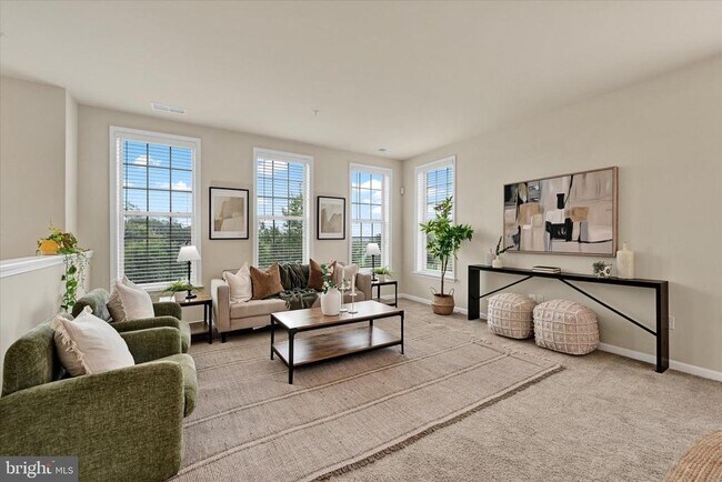 Foto del edificio - 2557 Campus Way N