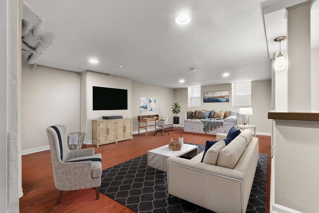 Building Photo - 40 Avon St