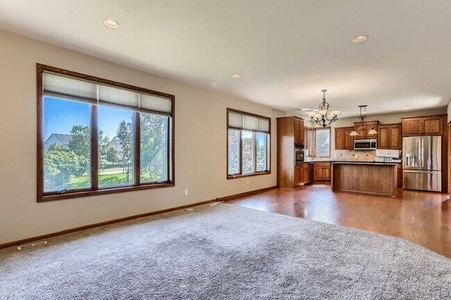 Foto del edificio - 10705 Jersey Court North, Brooklyn Park, M...