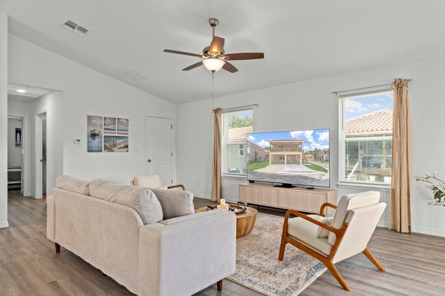 Building Photo - 4857 S Amstel Dr