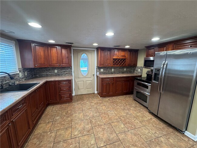 Building Photo - 8818 NY-415