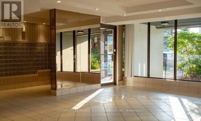 Building Photo - 21 Knightsbridge Rd