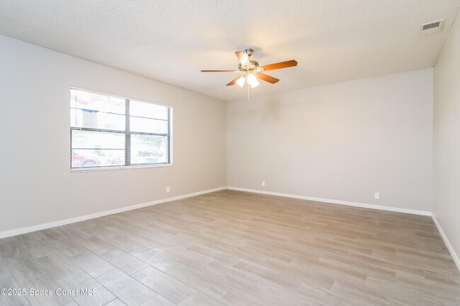 Building Photo - 4440 Olympic Dr