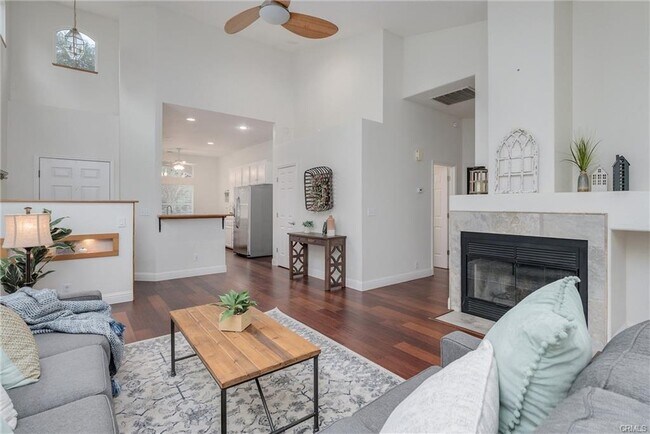 Foto del edificio - 7 Heartwood Ct