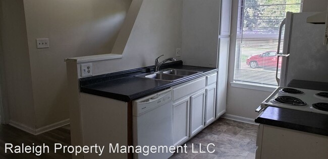 Building Photo - 1909 Peach Creek Ct