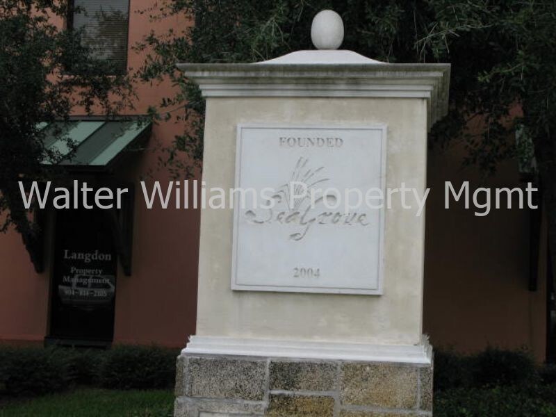 Foto principal - 125 Sea Grove Main St