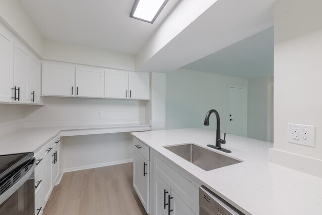 Foto del edificio - Wayzata Woods